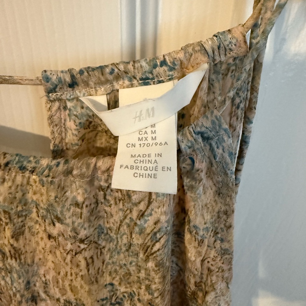 H&M Multicolor Patterned Dress - Picture 2 of 3